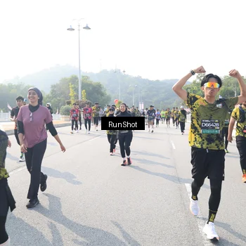Runner Photo 6924411