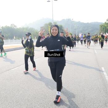 Runner Photo 6924418