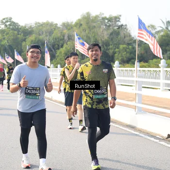 Runner Photo 6924428