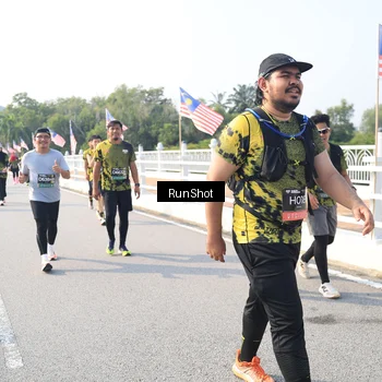 Runner Photo 6924432