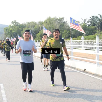 Runner Photo 6924437