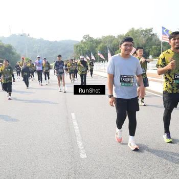 Runner Photo 6924445
