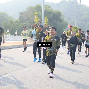 Runner Photo 6924447