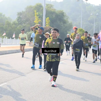 Runner Photo 6924448