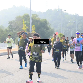 Runner Photo 6924454