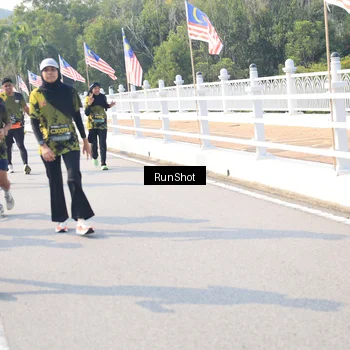 Runner Photo 6924460