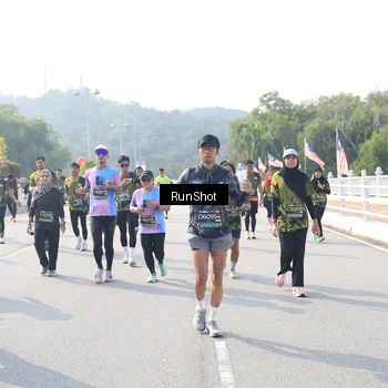 Runner Photo 6924462