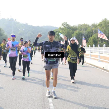 Runner Photo 6924467