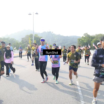 Runner Photo 6924472