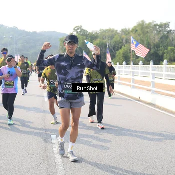 Runner Photo 6924477