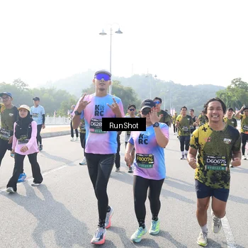 Runner Photo 6924489