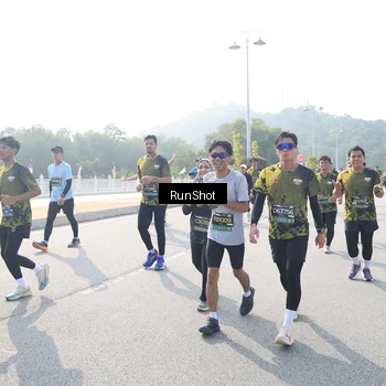 Runner Photo 6924497