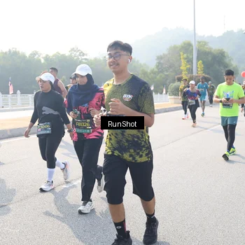 Runner Photo 6924543