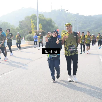 Runner Photo 6924580