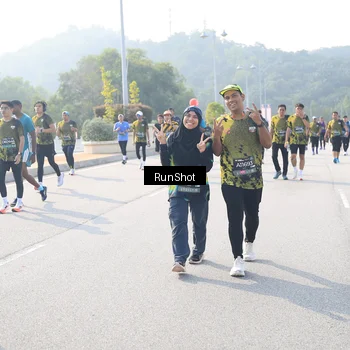 Runner Photo 6924582