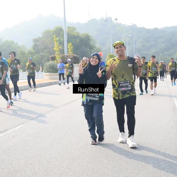 Runner Photo 6924595