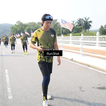 Runner Photo 6924601