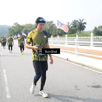 Runner Photo 6924602