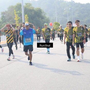 Runner Photo 6924605