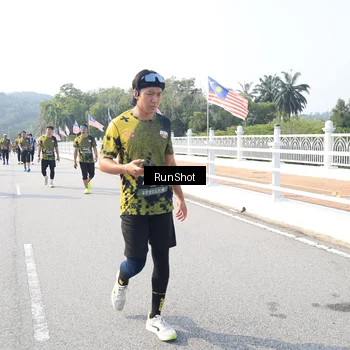 Runner Photo 6924610