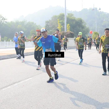 Runner Photo 6924615