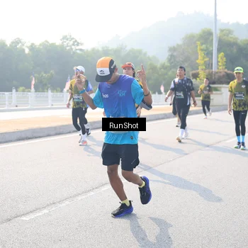 Runner Photo 6924618