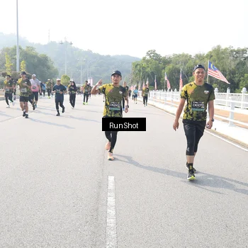 Runner Photo 6925001