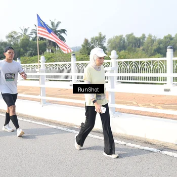 Runner Photo 6925208