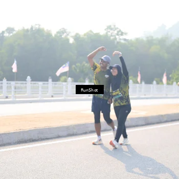 Runner Photo 6925220
