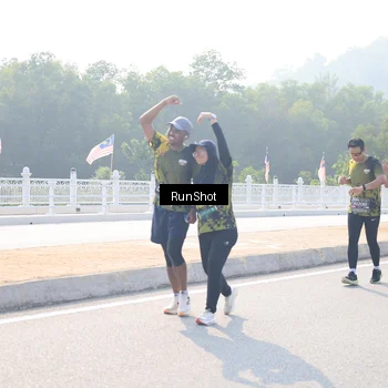 Runner Photo 6925221