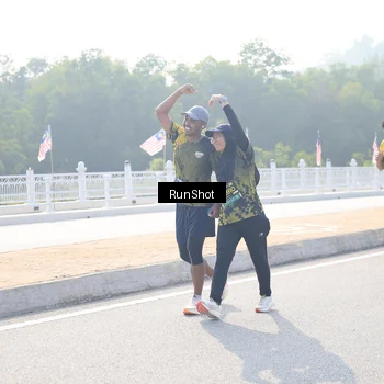 Runner Photo 6925223