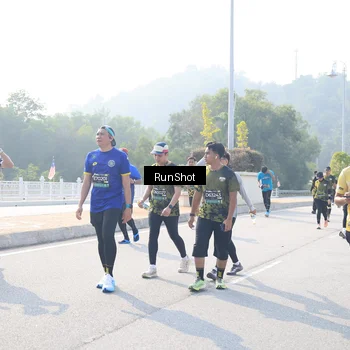 Runner Photo 6925253