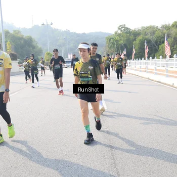Runner Photo 6925265