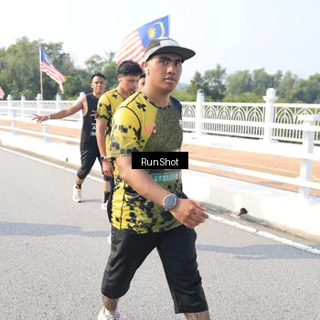 Runner Photo 6925273