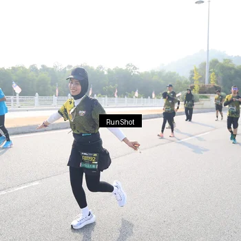Runner Photo 6925299