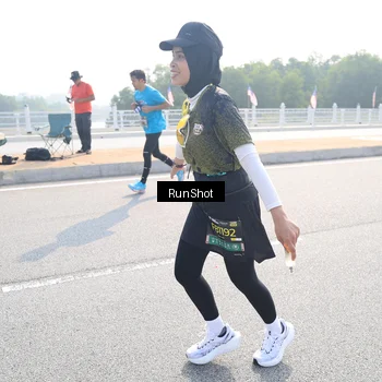 Runner Photo 6925305