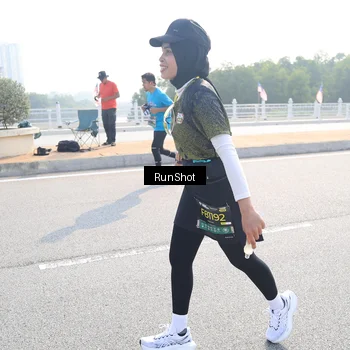 Runner Photo 6925307