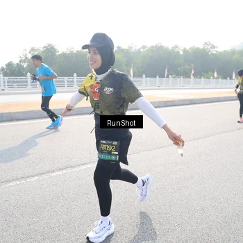 Runner Photo 6925309