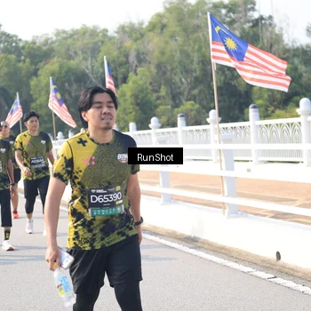 Runner Photo 6925316
