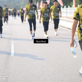 Runner Photo 6925318