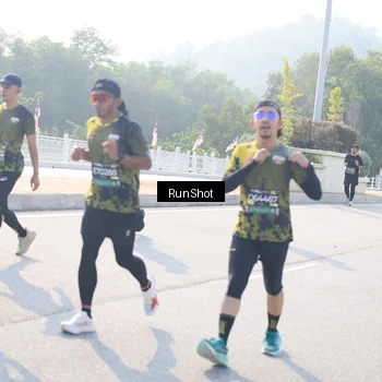 Runner Photo 6925323
