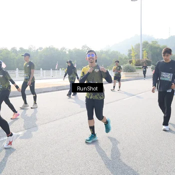 Runner Photo 6925332