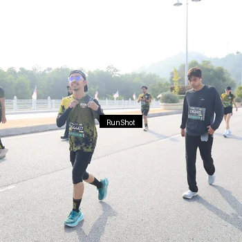 Runner Photo 6925337