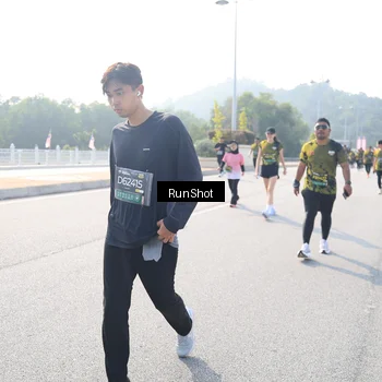 Runner Photo 6925341