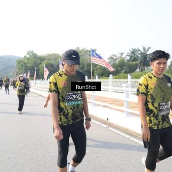 Runner Photo 6925369