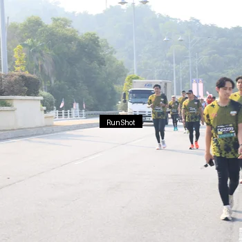 Runner Photo 6925370