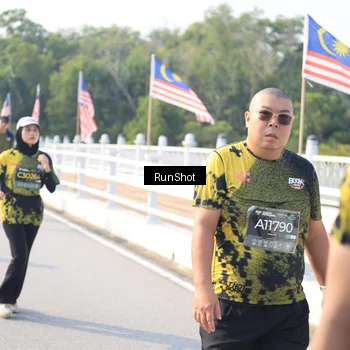 Runner Photo 6925371