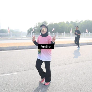 Runner Photo 6925381