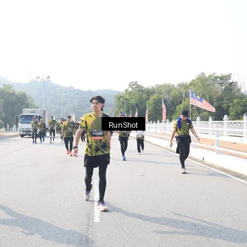 Runner Photo 6925399