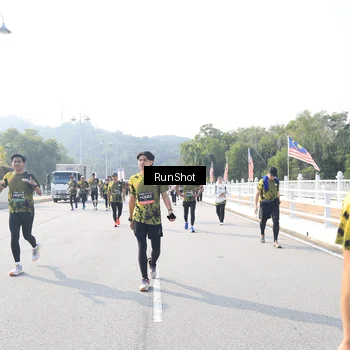 Runner Photo 6925400